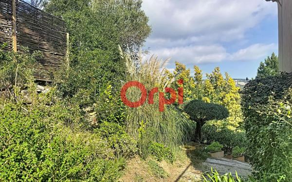 Maison à vendre    4 pièces •  Sainte-Maxime