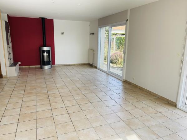 Montamisé (86360) MAISON DE CHARME