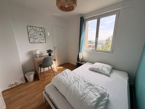 Appartement Lumineux Type T4 avec Cave Privative - MONT SAINT AIGNAN