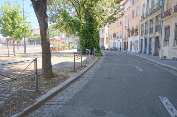 Appartement à vendre 2 pièces LYON 9EME ARRONDISSEMENT (69) - Quai de Scize - Front de Saône