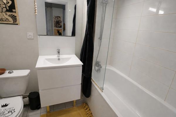 Appartement à vendre 2 pièces LYON 9EME ARRONDISSEMENT (69) - Quai de Scize - Front de Saône