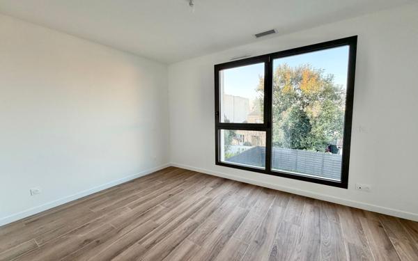 Maison à vendre    7 pièces •  Bordeaux