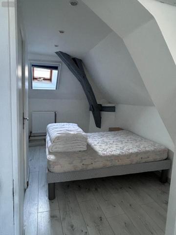 Maison de ville à louer à Vincelles dans l'Yonne (89290), ref : Maison meublée T3