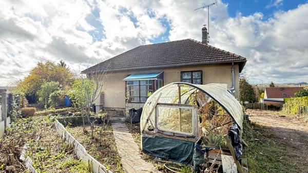 Maison proche NOAILLES, 4 pièces, Séjour /Salon, 2 chambres, Sous sol, Dépendance, Jardin