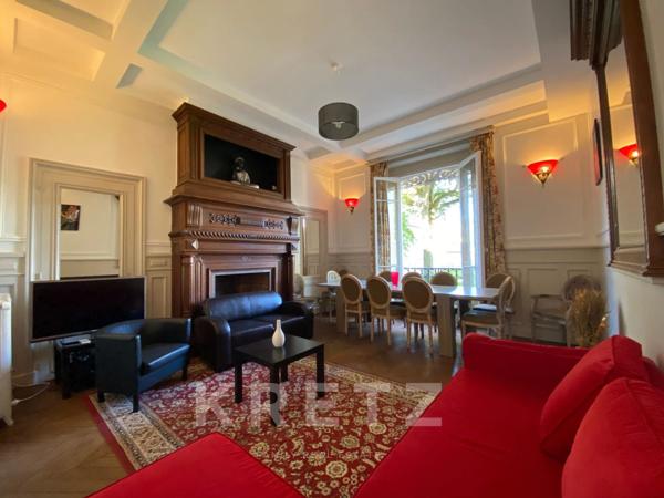 Hotel Particulier historique situé au coeur du village