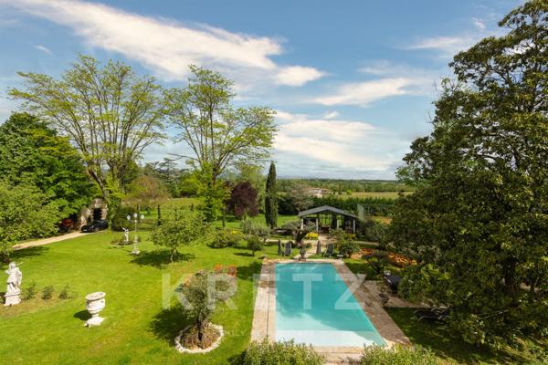 Château d'exception fin 19ème siècle - Coeur du Beaujolais