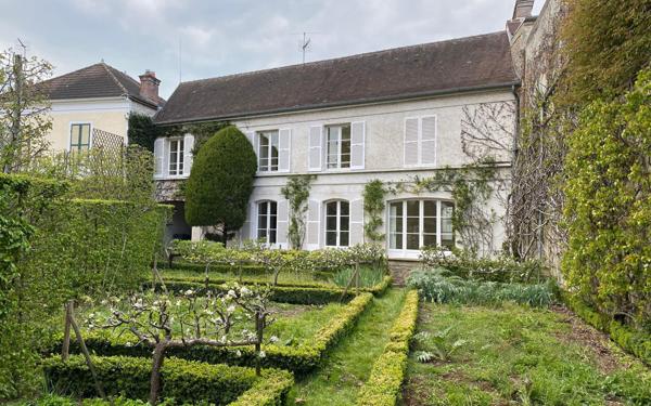 Maison à louer    6 pièces • 109,68 m2 Fontainebleau