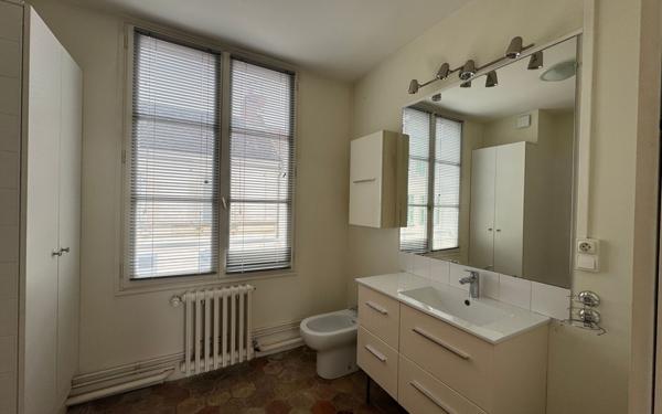 Maison à louer    6 pièces • 109,68 m2 Fontainebleau