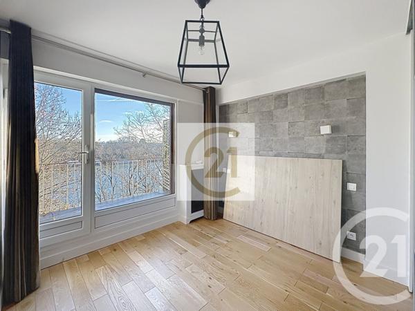 Appartement Duplex à vendre  5 pièces - 96,31 m2 ST CLOUD - 92