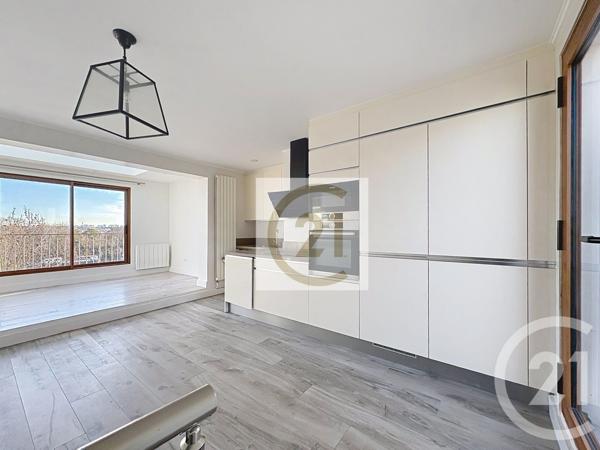 Appartement Duplex à vendre  5 pièces - 96,31 m2 ST CLOUD - 92