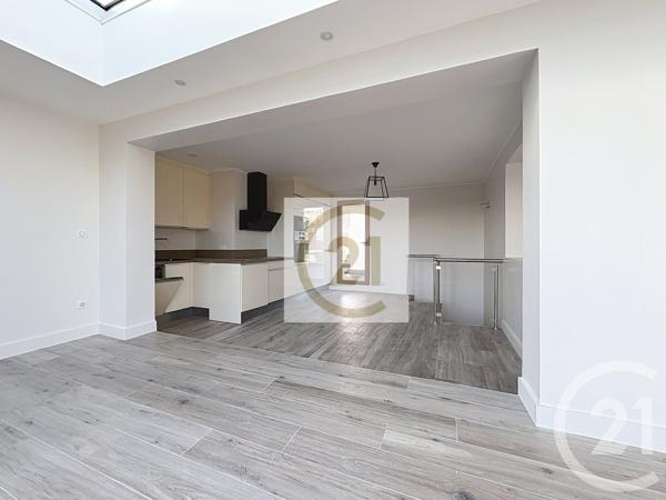 Appartement Duplex à vendre  5 pièces - 96,31 m2 ST CLOUD - 92