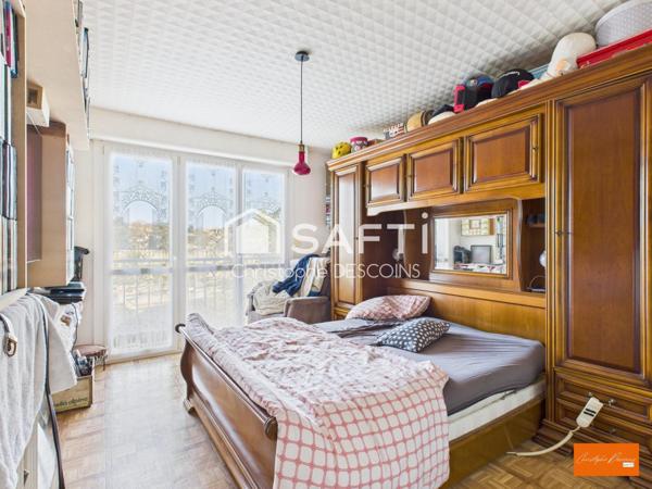 Appartement Vue imprenable sur la Mayenne