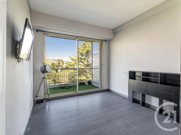 Appartement F3 à vendre  3 pièces - 68 m 2   NICE  - 06