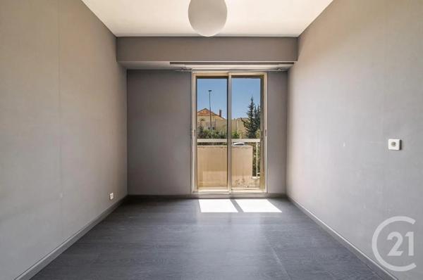 Appartement F3 à vendre  3 pièces - 68 m 2   NICE  - 06
