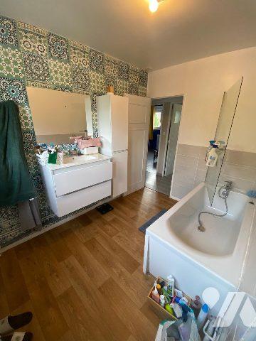 CALAIS PROCHE MARCK MAISON INDIVIDUELLE 4 CHAMBRES JARDIN PARKING