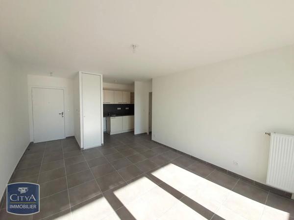 Appartement à louer 3 pièces 63.2m² Dijon (21000)