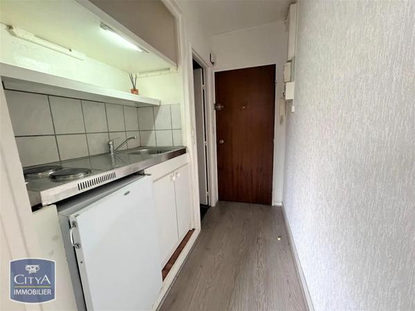 Appartement à louer 1 pièce 17.15m² Le Mans (72000)