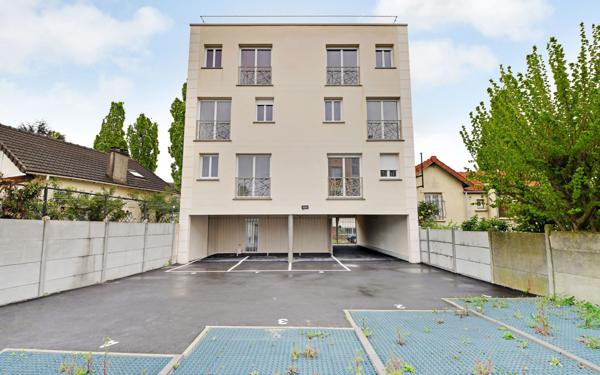 Appartement à louer    3 pièces •  Sevran