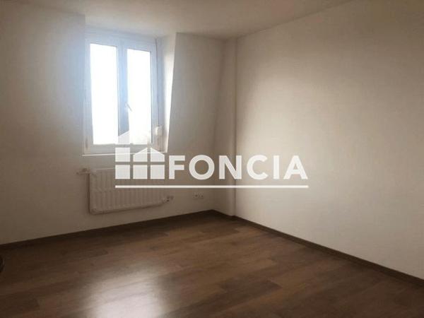 Location Appartement 2 pièces 45.07 m² - 36 RUE EMILE ZOLA Reims 51100