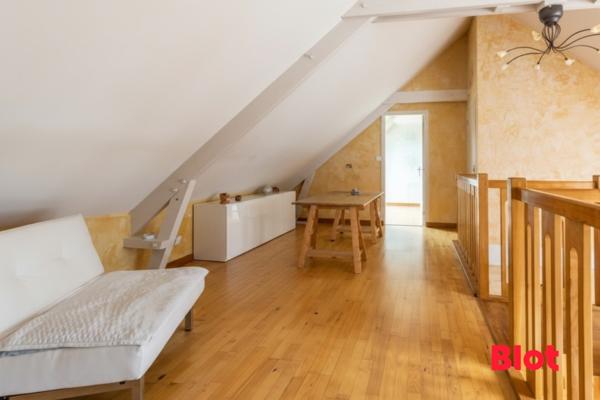 Maison 6 pièce(s)