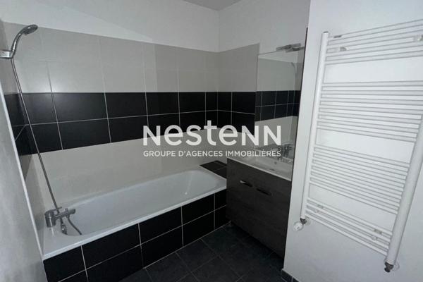 NESTENN#VENISSIEUX#MOULIN A VENT#LIMITE LYON 8°#APPARTEMENT#T3#TERRASSE#GARAGE#TRAMWAY T4 ET T6#GARE#BUS#METRO#COMMERCES#ECOLES#COLLEGES#COMPLEXE SPORTIF