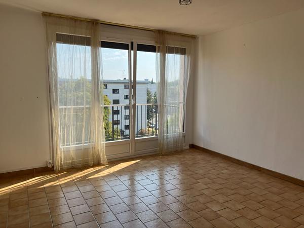 Appartement -T5 - Joue Les Tours - LES MORIERS