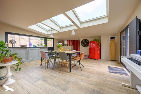 Maison à vendre 885 700 € La Flotte 6 p 198 m² DPE C