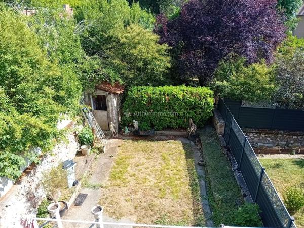 Vente                                                      Maison
                        
                     3 pièces                      104 m2                     à Carmaux