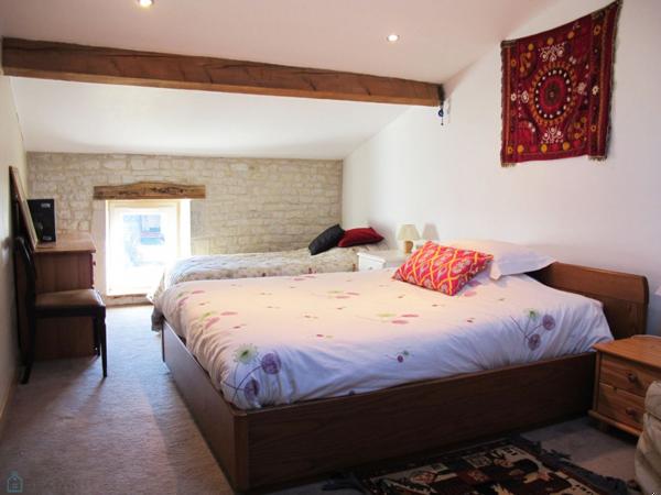 CHARENTAISE 10 PIECES 336 M²