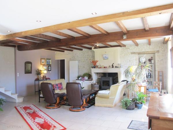 CHARENTAISE 10 PIECES 336 M²