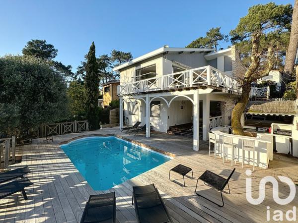 Maison 8 pièces de 180 m² à La Teste-de-Buch (33260)