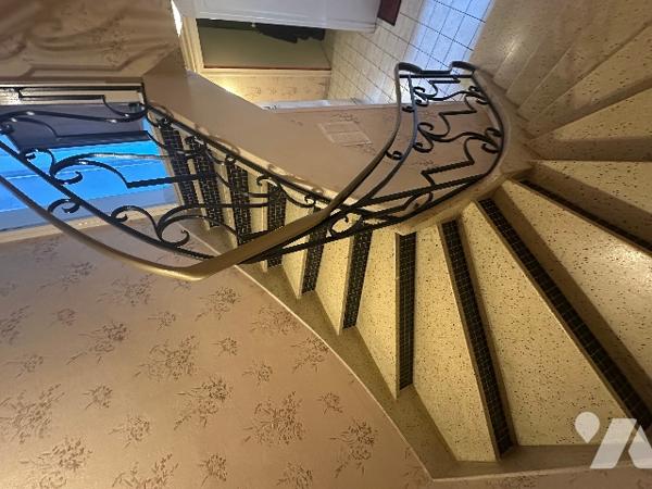 Maison dans quartier calme avec jardin et garage