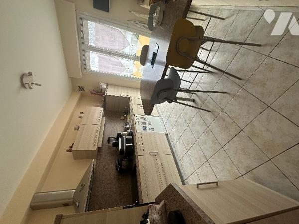 Maison dans quartier calme avec jardin et garage