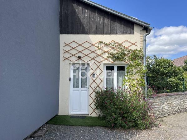 A Vendre Maison en pierre (124 m²) et gîte (27 m²) au Sud de BAYEUX.