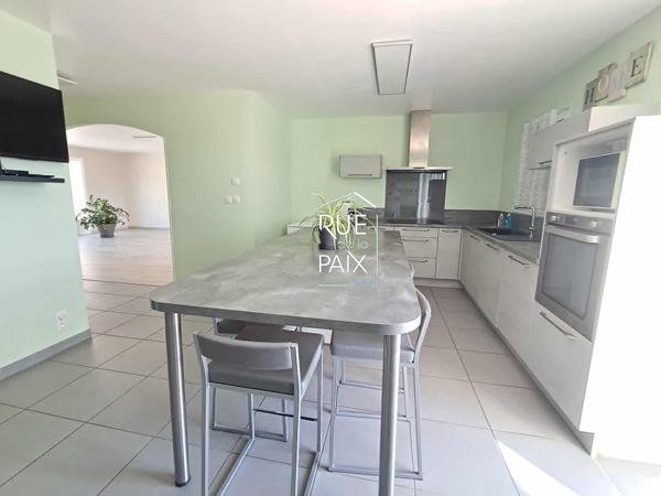 86530 NAINTRE PROPRIÉTÉ FAMILIALE D'EXCEPTION PLUS DE 200 m² HABITABLES 11 222 m² DE TERRAIN ? DOUBLE HABITATION POSSIBLE