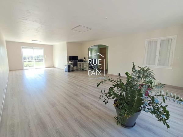 86530 NAINTRE PROPRIÉTÉ FAMILIALE D'EXCEPTION PLUS DE 200 m² HABITABLES 11 222 m² DE TERRAIN ? DOUBLE HABITATION POSSIBLE