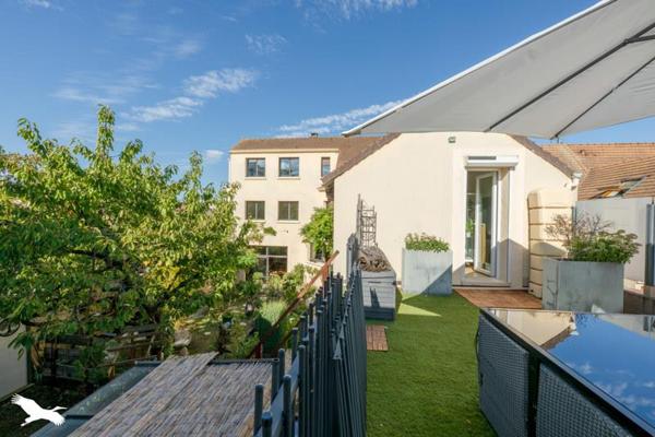 Maison à vendre 649 000 € Achères 8 p 265 m² DPE D