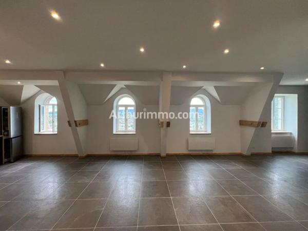 Location Appartement 5 pièces 98 m2 à Lons-le-Saunier