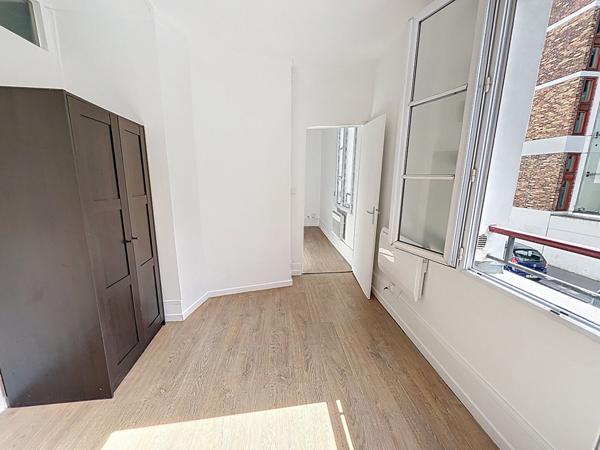 Appartement Paris 2 pièces