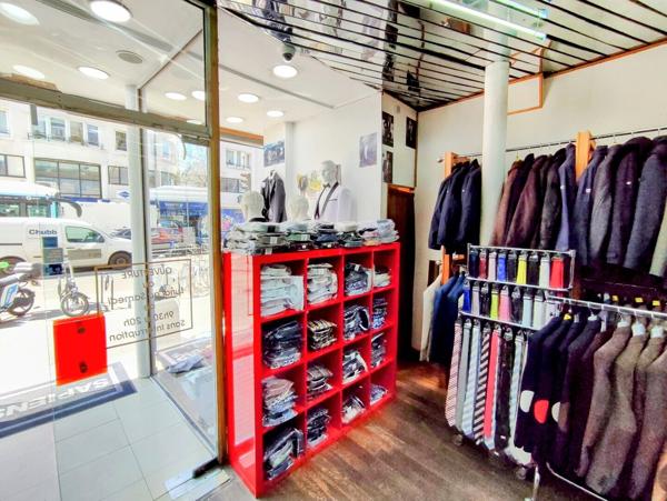 A vendre FDC commerce Avenue de Clichy 150 000 € HAI 150 000 €