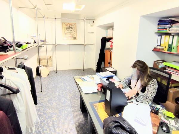 A vendre FDC commerce Avenue de Clichy 150 000 € HAI 150 000 €