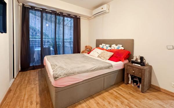 Appartement à vendre    4 pièces • 77 m2 Nice