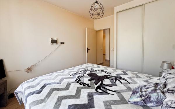 Appartement à vendre    4 pièces • 77 m2 Nice