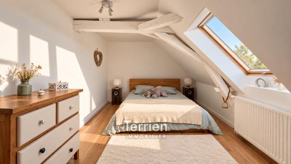 MAISON BOURGEOISE XIXème SIECLE 5 CHAMBRES Sarrigné (49800)