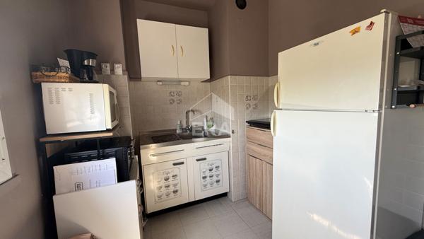 Appartement Reims studio  pièce - 30.8 m2 - Rue Paul Verlaine