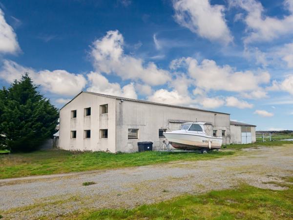 Moutiers-en-Retz (44760) Opportunité d'Investissement : Local Professionnel