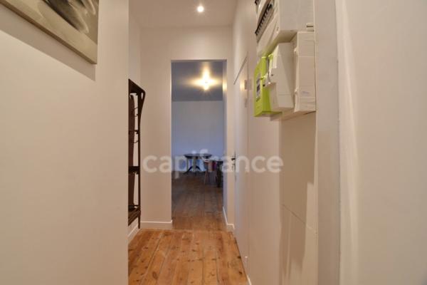 Appartement, 3 chambres, rénové à louer au bourg de Ploëzal