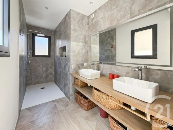 Maison à vendre  5 pièces - 121,21 m 2   AREGNO  - 202