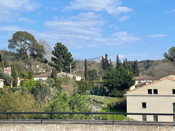 Aix-en-Provence - ROOFTOP en Duplex de type 5.