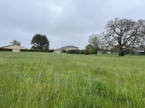 Terrain à vendre |  Pons |  1199 m²